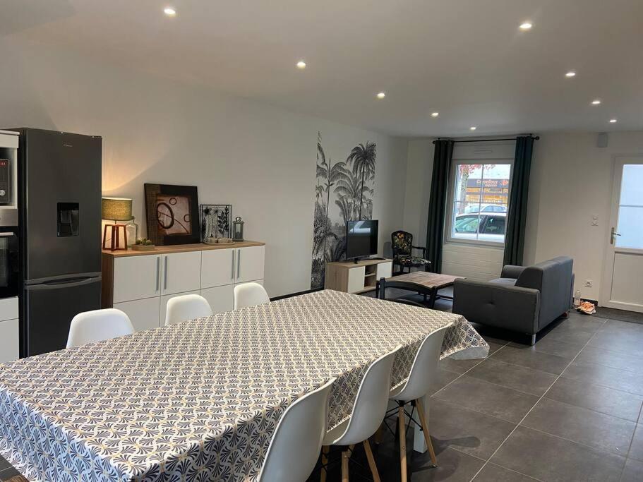 Holiday home Les Prunelles Maison De Village De 4 A 8 Personnes